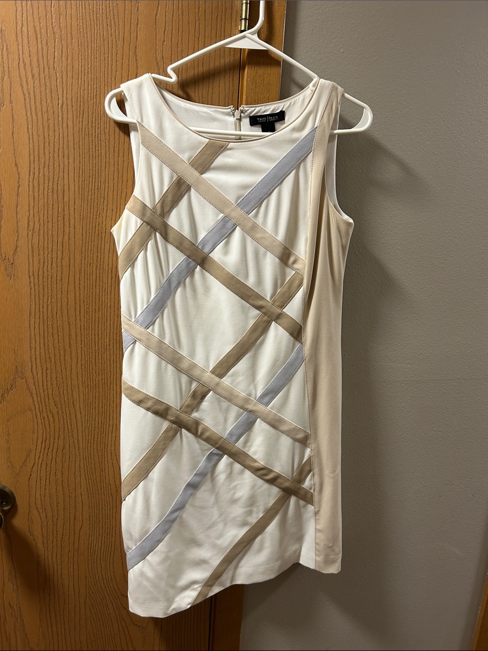 Tahari ASL White Sleeveless Mini Dress with Beige and Light Gray Trim